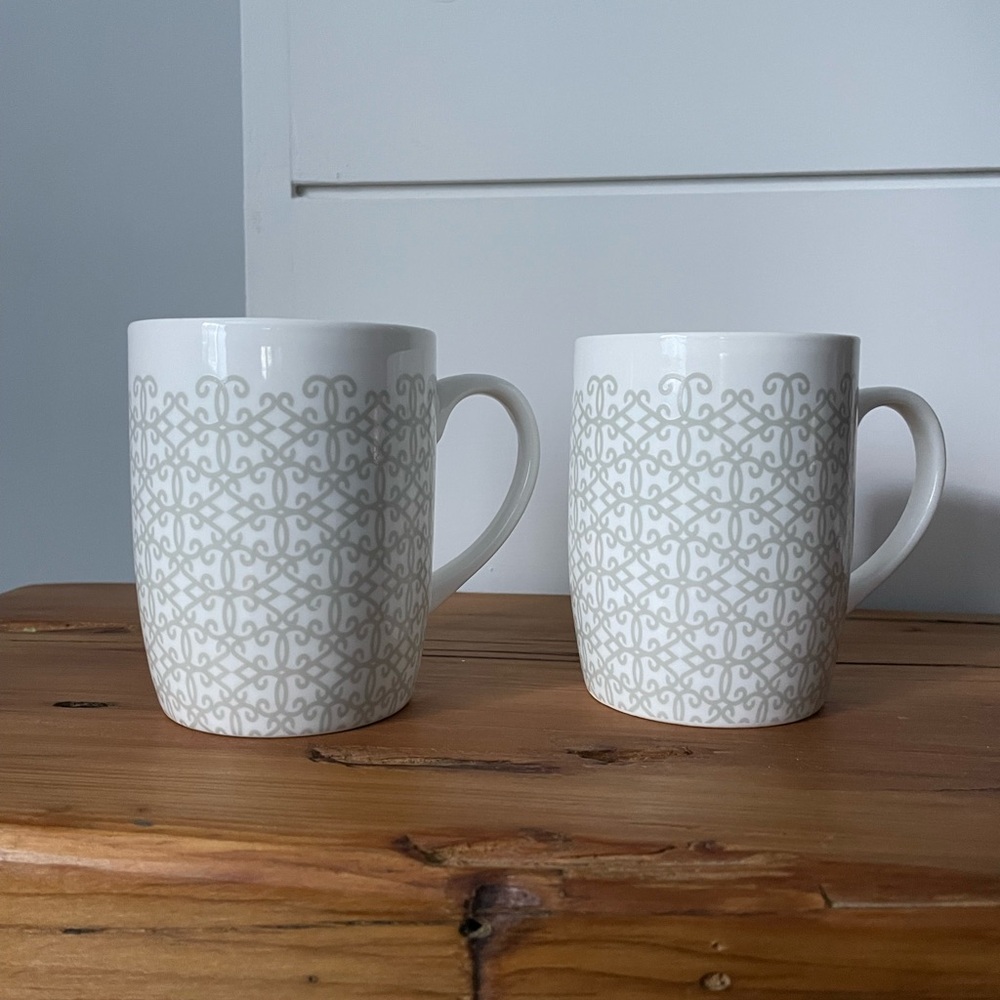 Starbucks Set of‎ Two Coffee Tea Mugs White Gray 11 Oz.